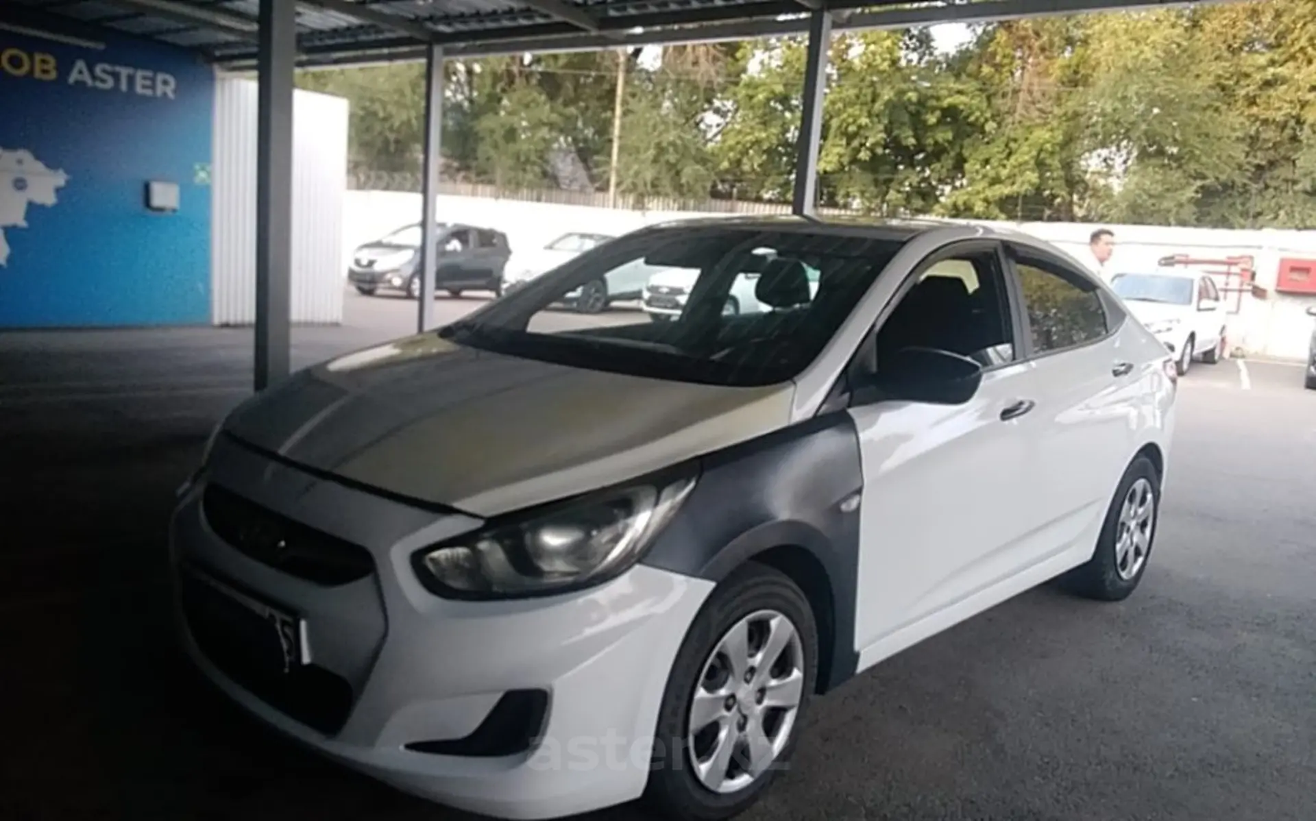 Hyundai Accent 2014