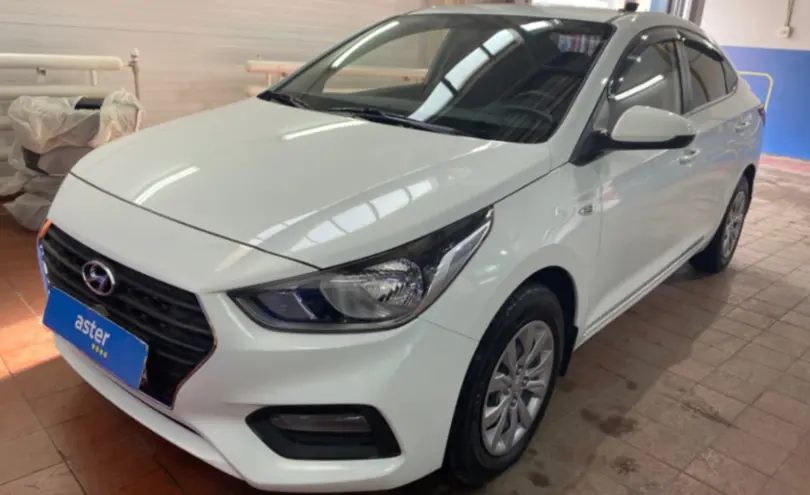 Hyundai Solaris 2019 года за 7 500 000 тг. в Астана