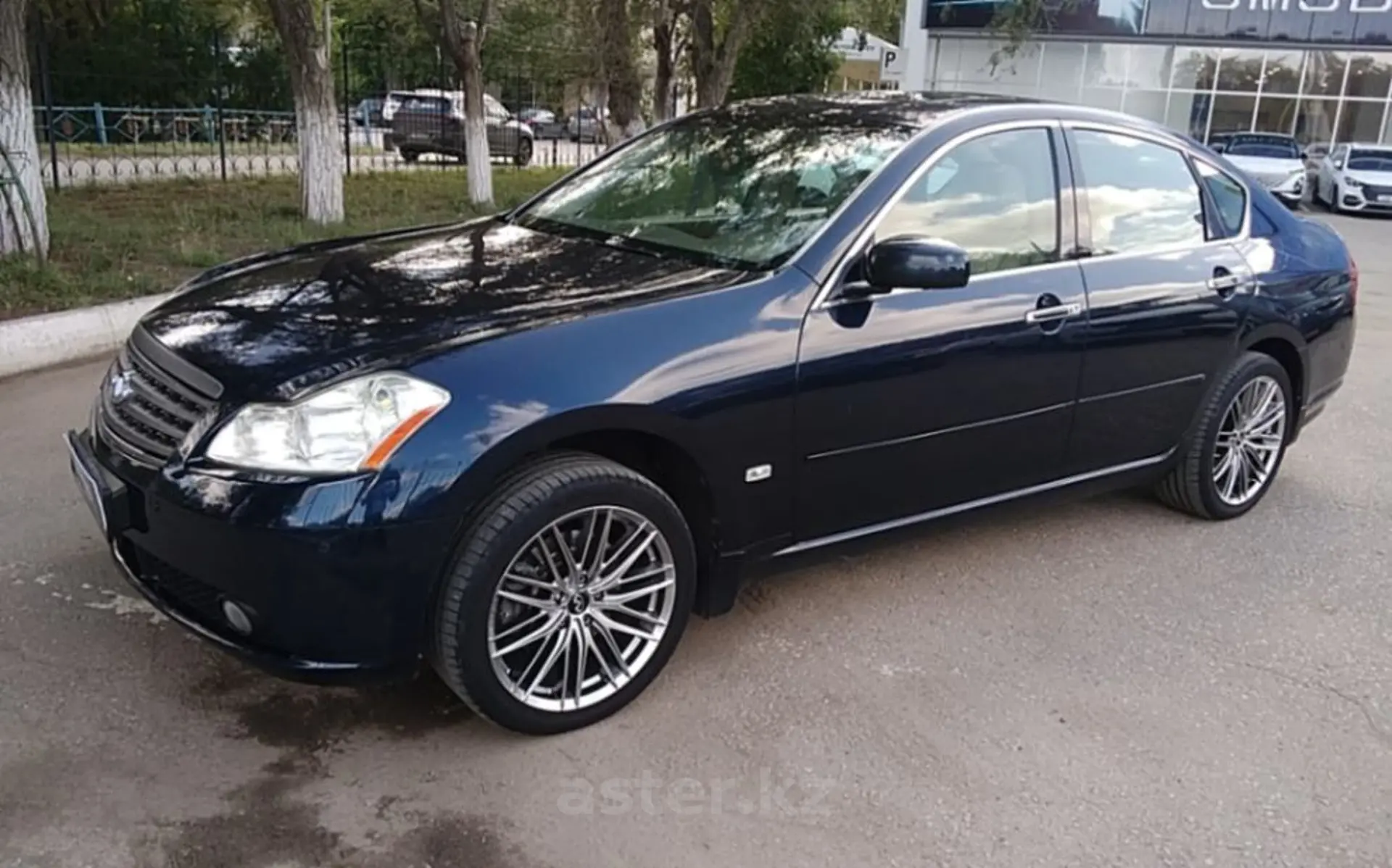 Infiniti M 2007