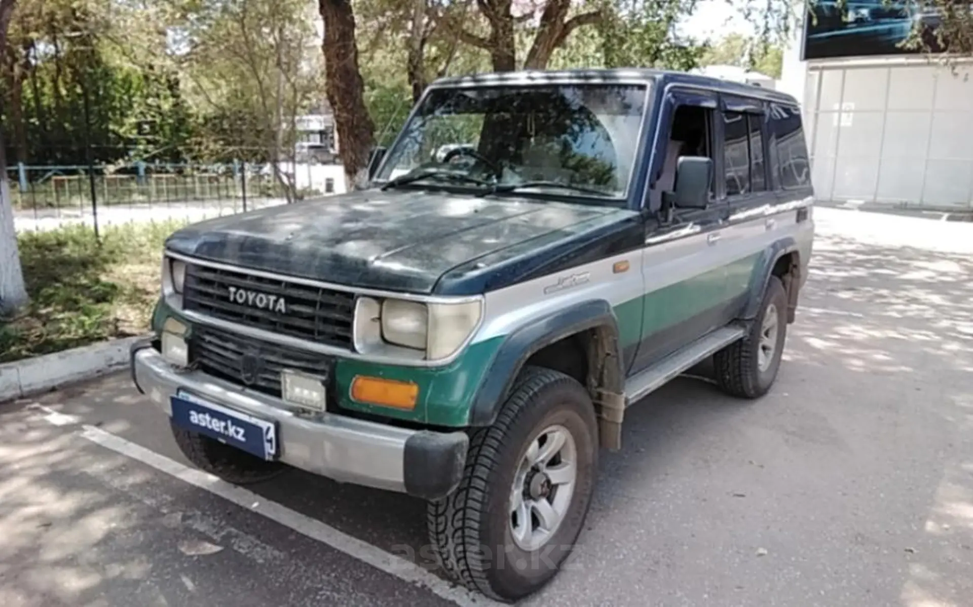 Toyota Land Cruiser Prado 1993