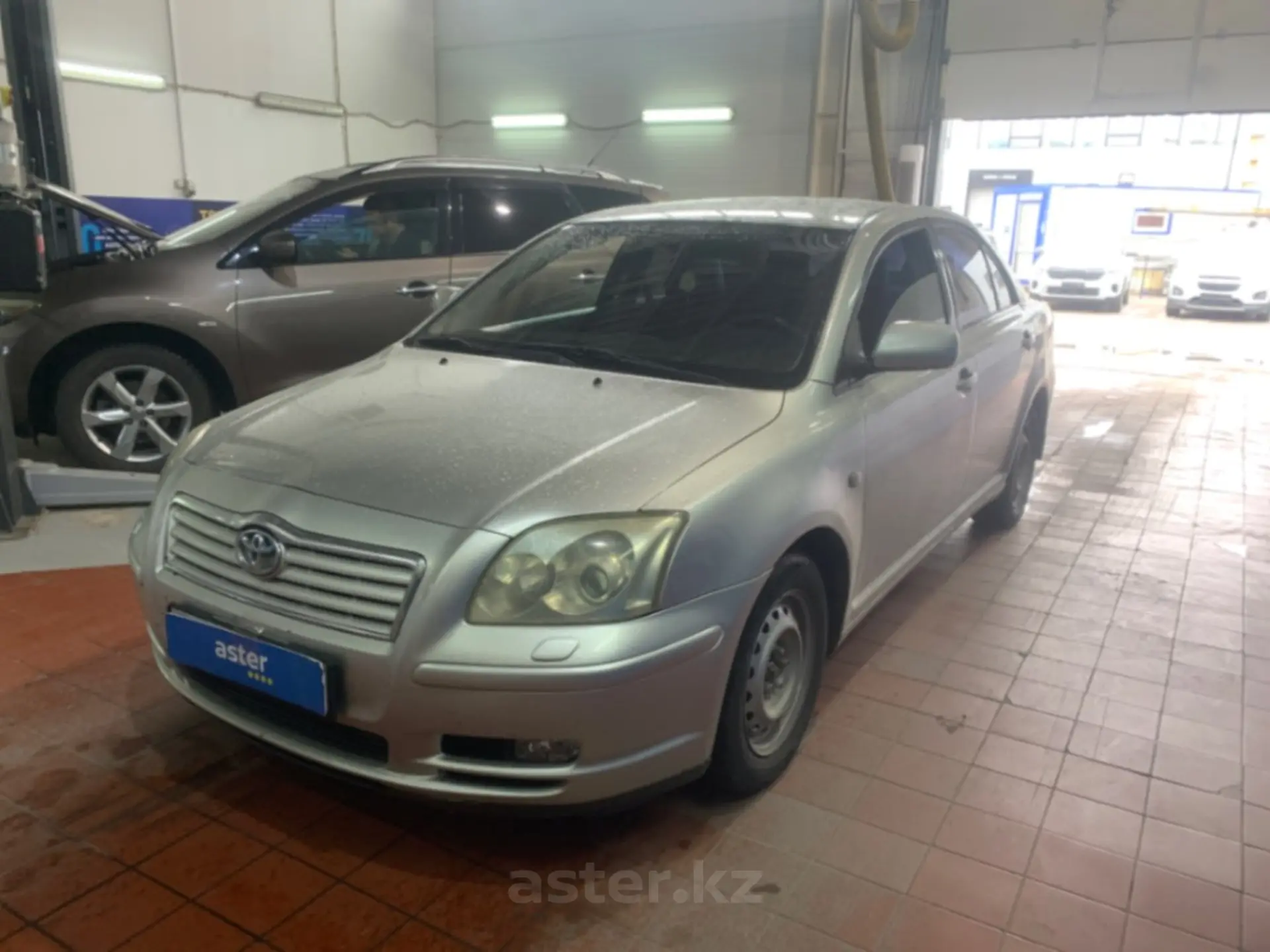 Toyota Avensis 2003