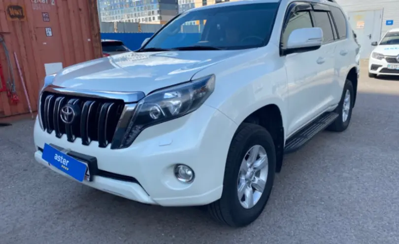 Toyota Land Cruiser Prado 2017 года за 18 000 000 тг. в Астана