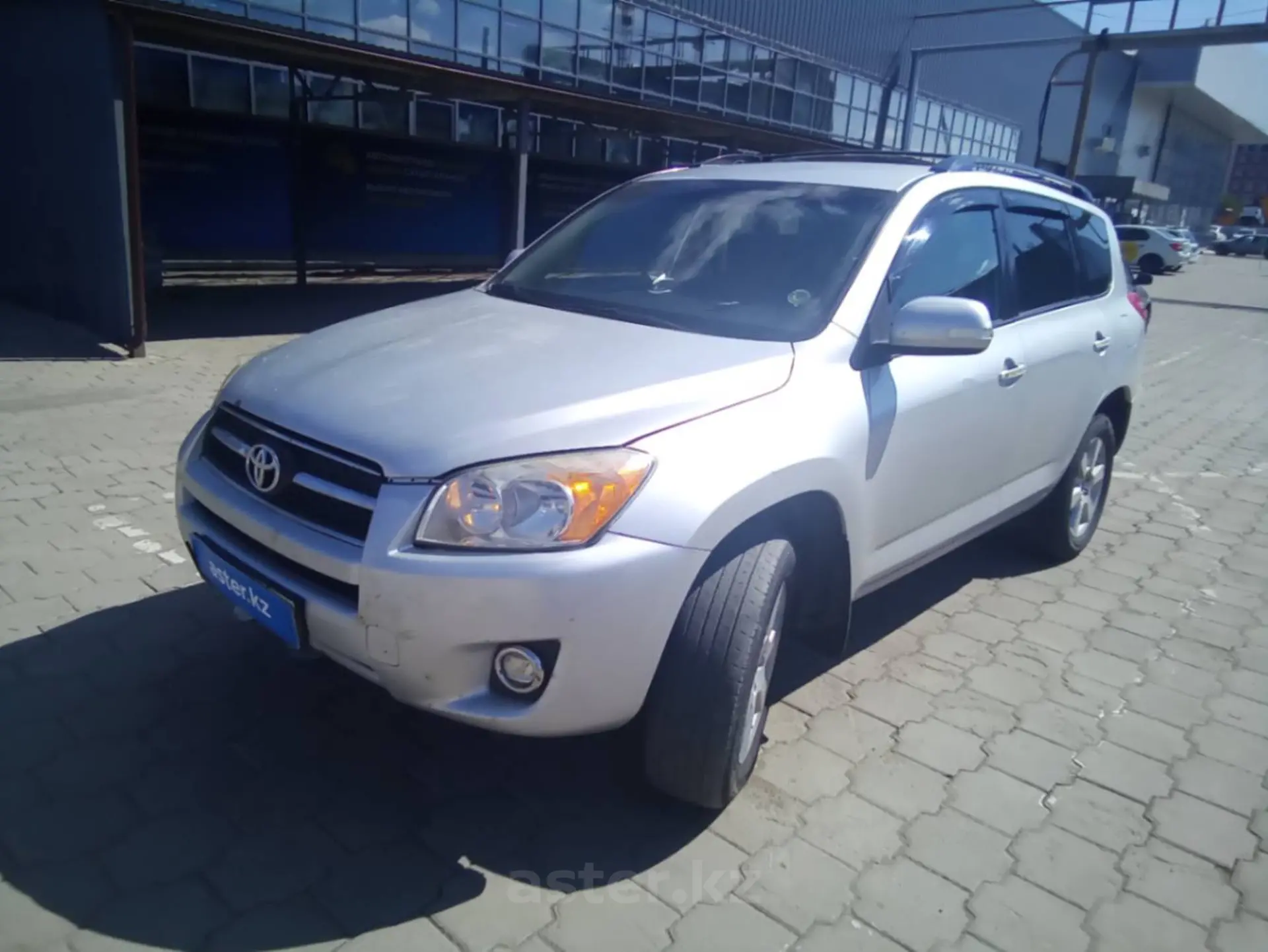 Toyota RAV4 2010