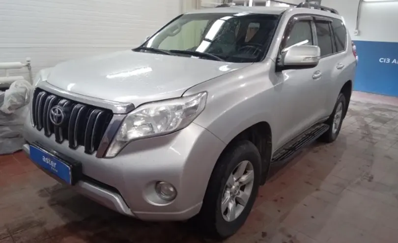 Toyota Land Cruiser Prado 2013 года за 22 000 000 тг. в Астана