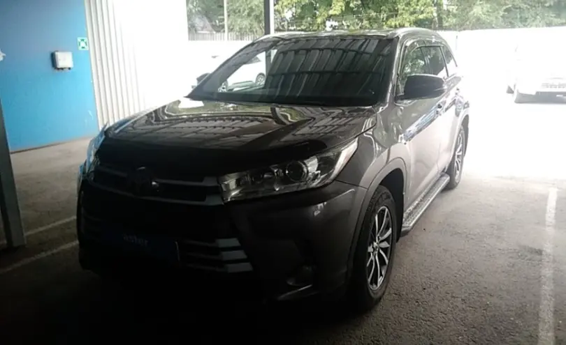 Toyota Highlander 2017 года за 17 000 000 тг. в Алматы