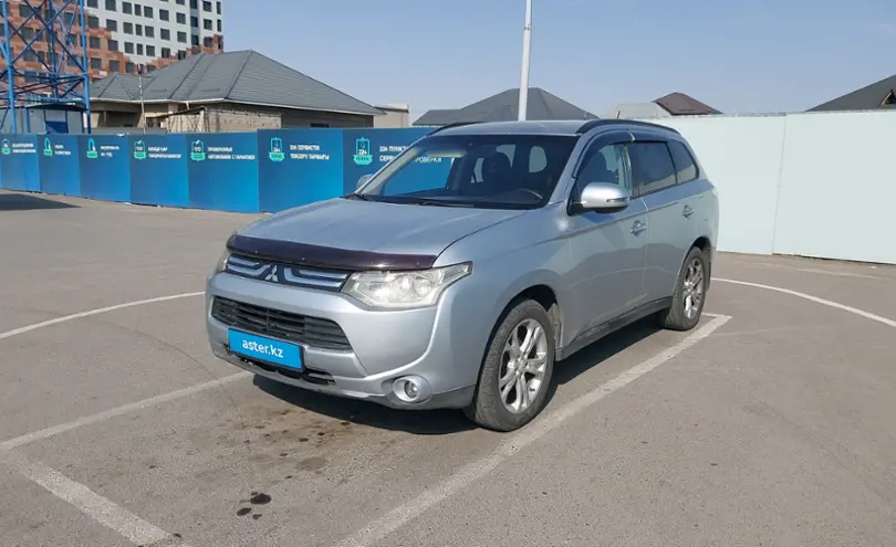 Mitsubishi Outlander 2013 года за 7 800 000 тг. в Шымкент