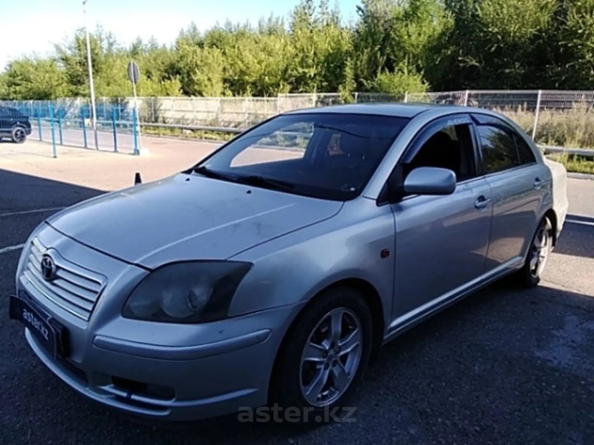 Toyota Avensis 2004