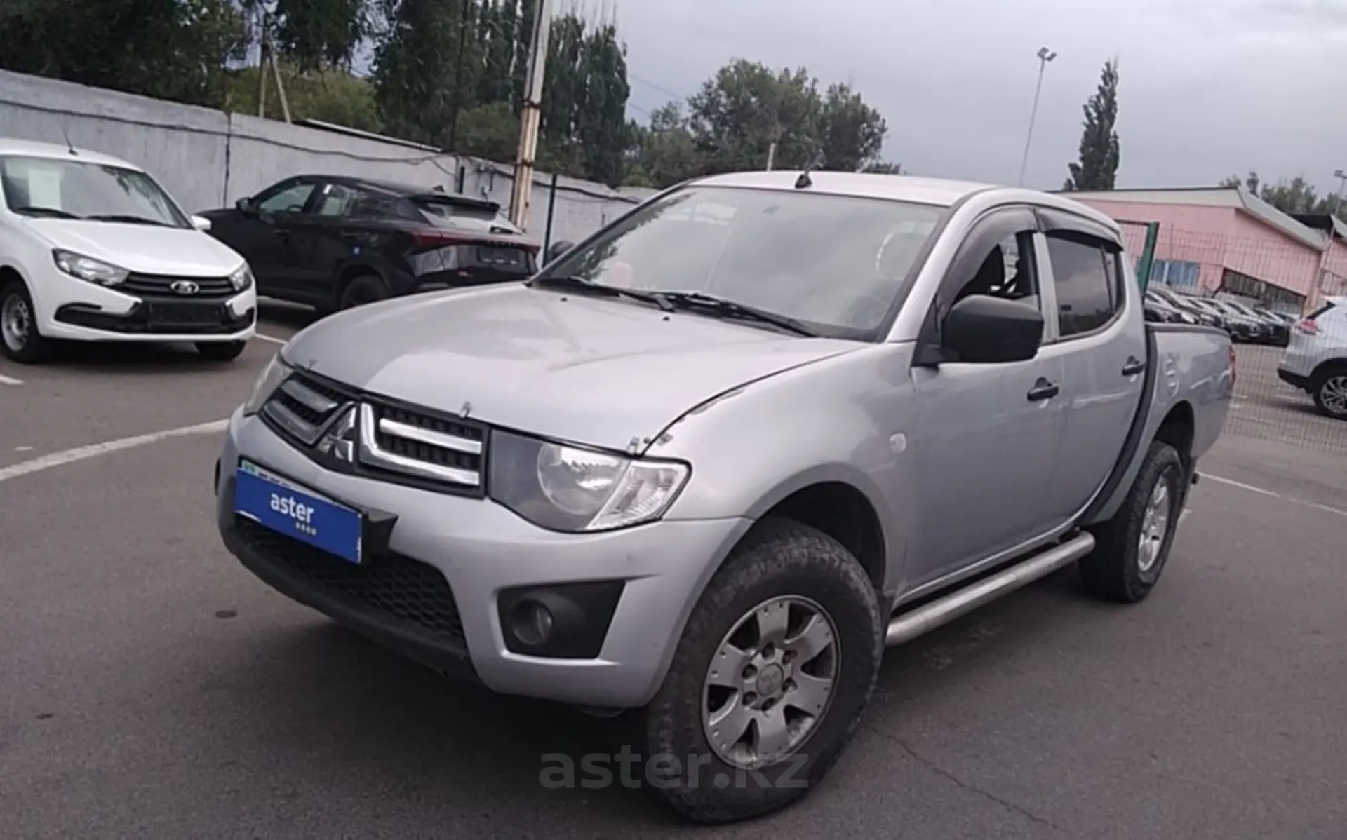 Mitsubishi L200 2011