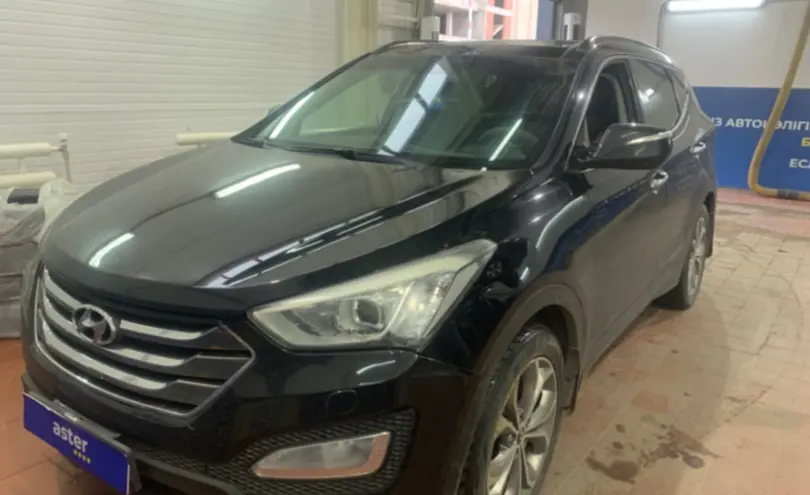 Hyundai Santa Fe 2012 года за 8 000 000 тг. в Астана