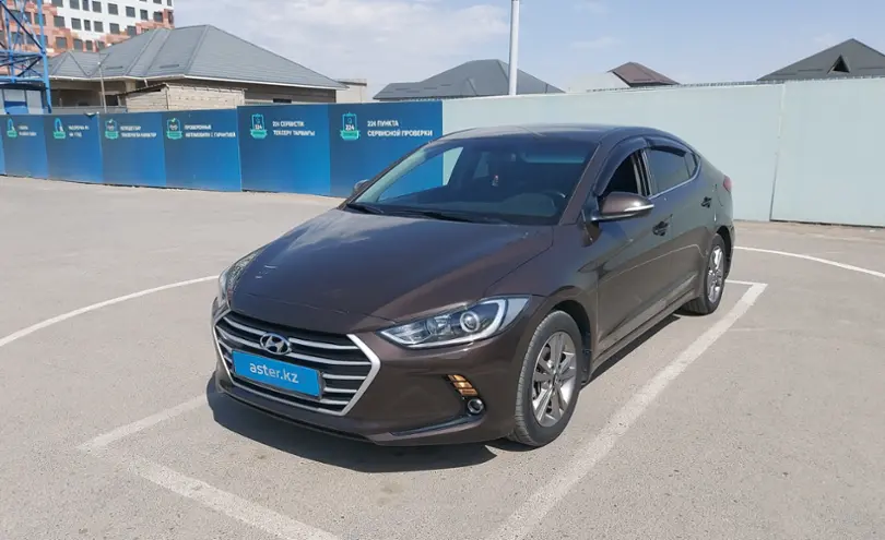 Hyundai Elantra 2018 года за 8 000 000 тг. в Шымкент