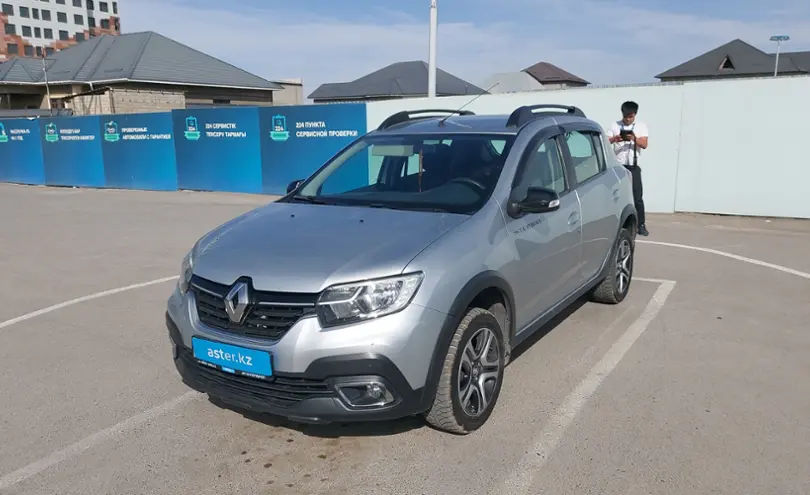 Renault Sandero 2021 года за 8 000 000 тг. в Шымкент