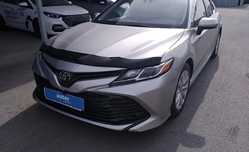 Toyota Camry 2019 года за 9 500 000 тг. в Атырау