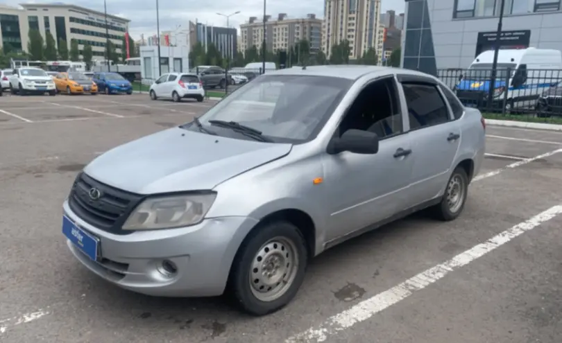 LADA (ВАЗ) Granta 2013 года за 2 000 000 тг. в Астана