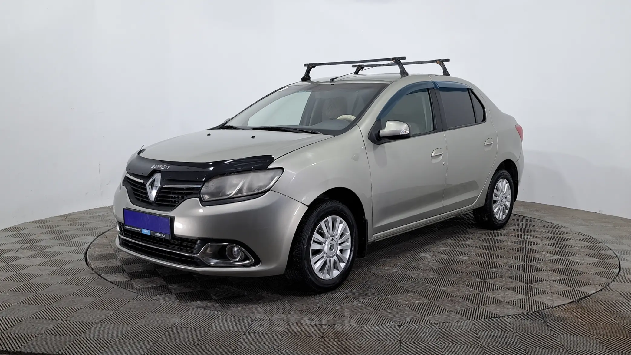 Renault Logan 2015