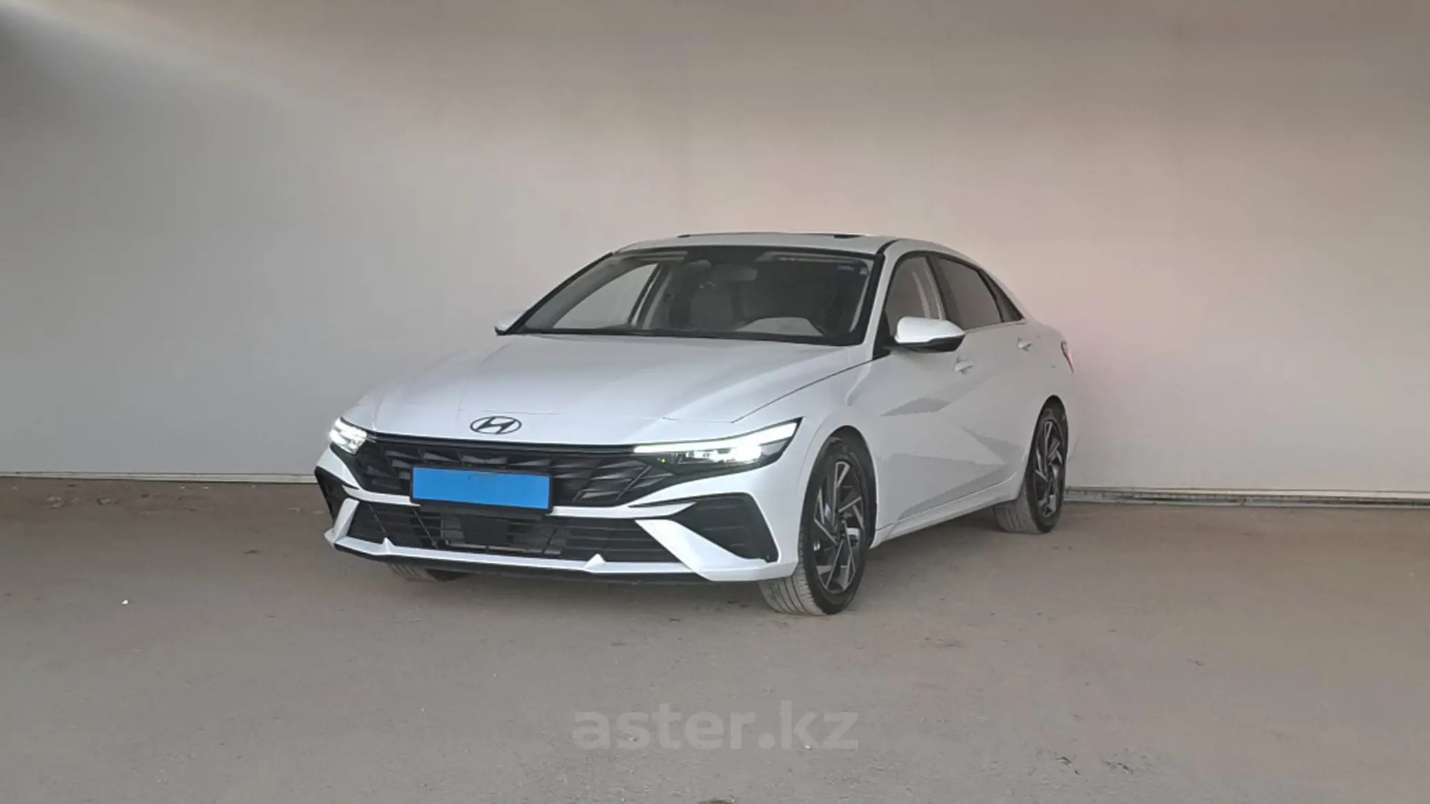 Hyundai Elantra 2024