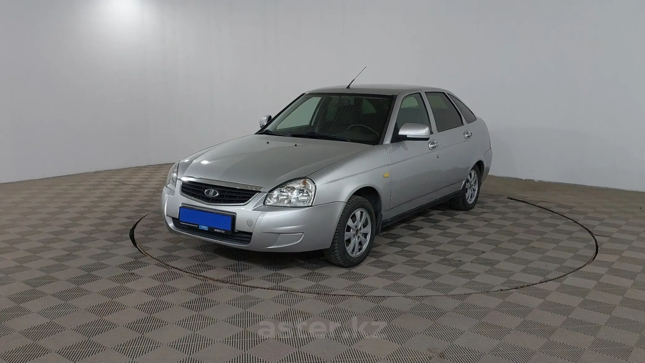 LADA (ВАЗ) Priora 2013