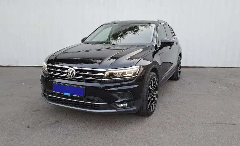 Volkswagen Tiguan 2017 года за 11 670 000 тг. в Алматы