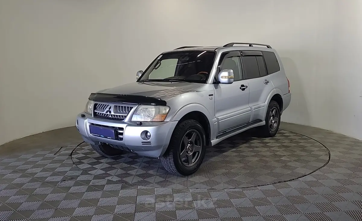 2003 Mitsubishi Pajero