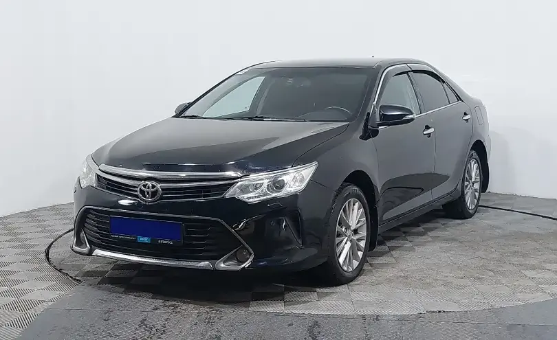 Toyota Camry 2015 года за 10 190 000 тг. в Астана