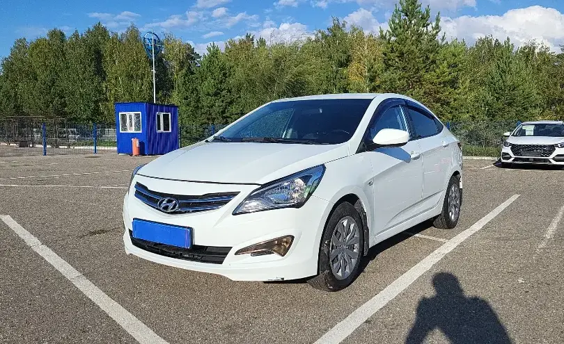 Hyundai Accent 2015 года за 5 590 000 тг. в Усть-Каменогорск