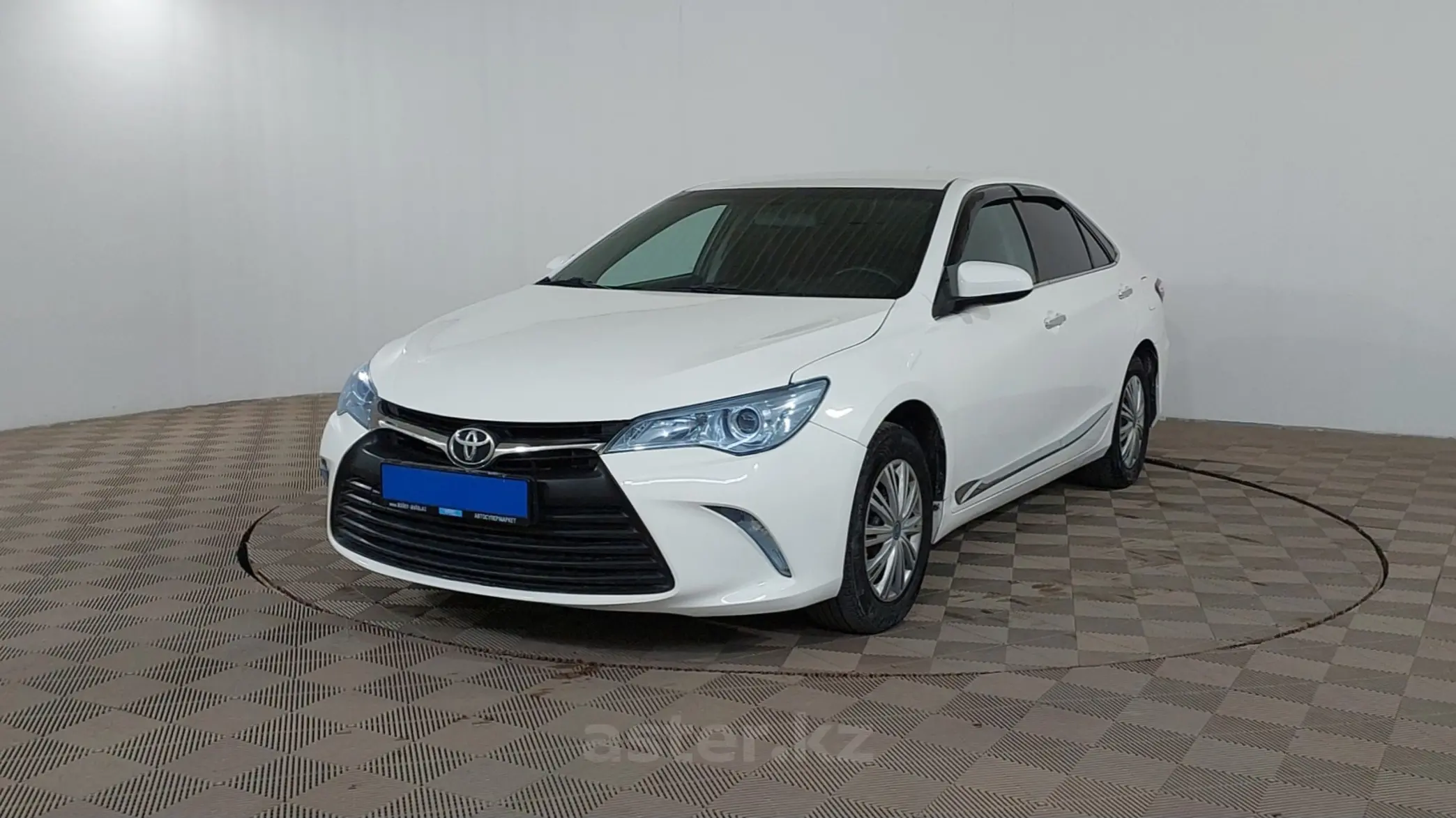 Toyota Camry 2016