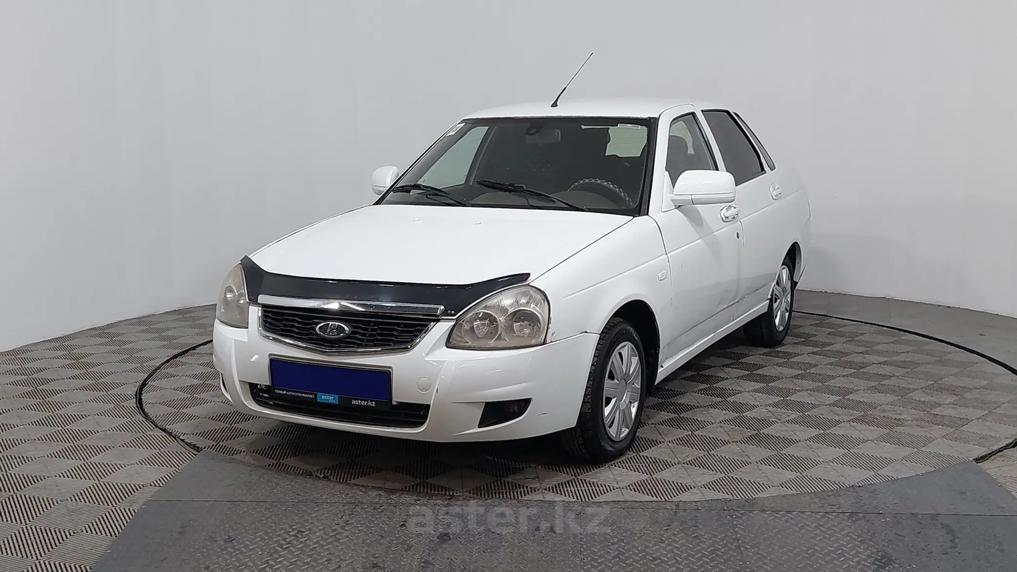 LADA (ВАЗ) Priora 2013