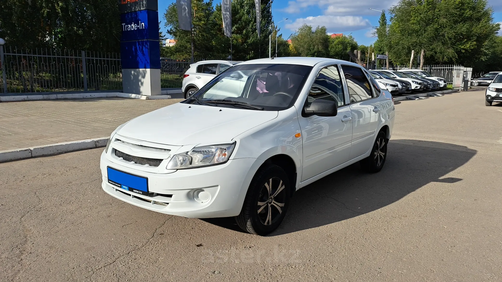 LADA (ВАЗ) Granta 2013