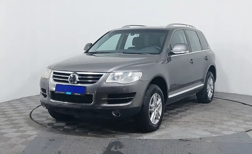 Volkswagen Touareg 2008 года за 4 150 000 тг. в Астана