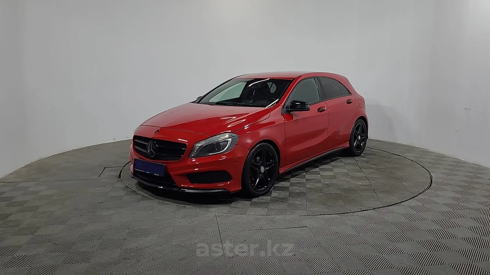 Mercedes-Benz A-Класс 2013