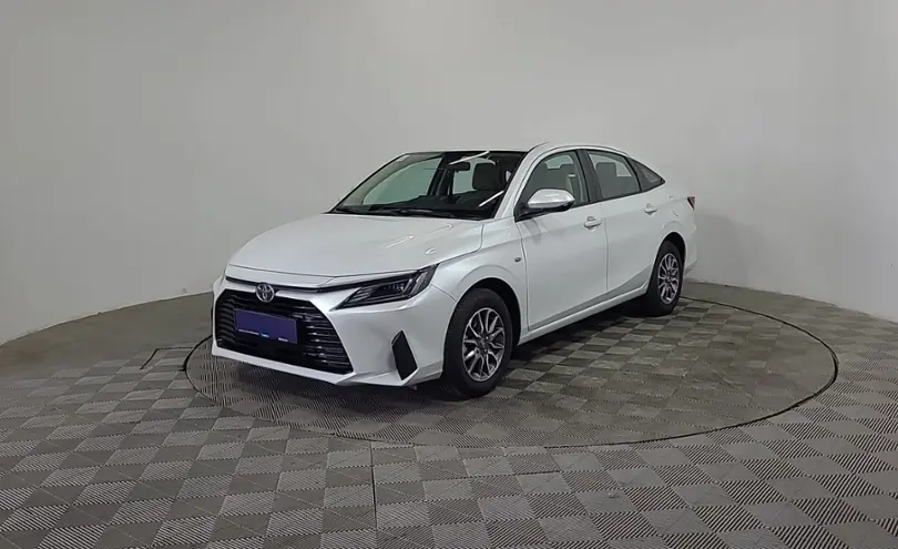 Toyota Yaris 2022 года за 11 100 000 тг. в Алматы