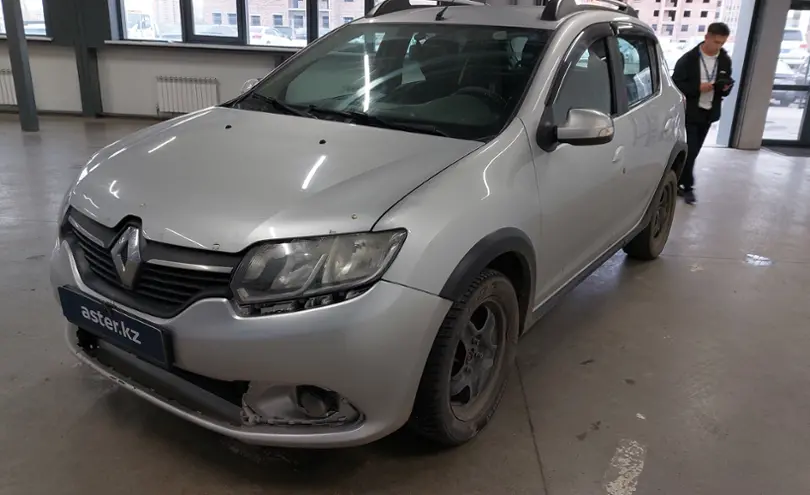 Renault Sandero 2015 года за 4 000 000 тг. в Астана