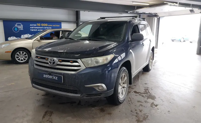 Toyota Highlander 2011 года за 11 000 000 тг. в Астана