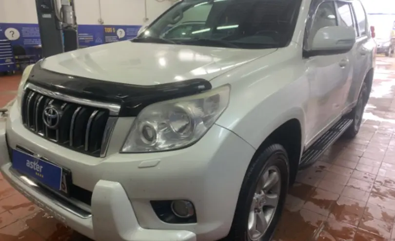 Toyota Land Cruiser Prado 2010 года за 13 000 000 тг. в Астана