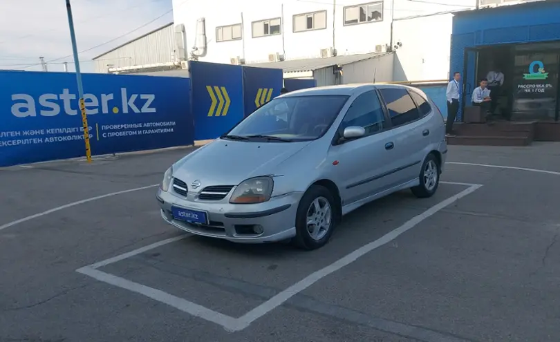 Nissan Almera Tino 2001 года за 2 500 000 тг. в Алматы