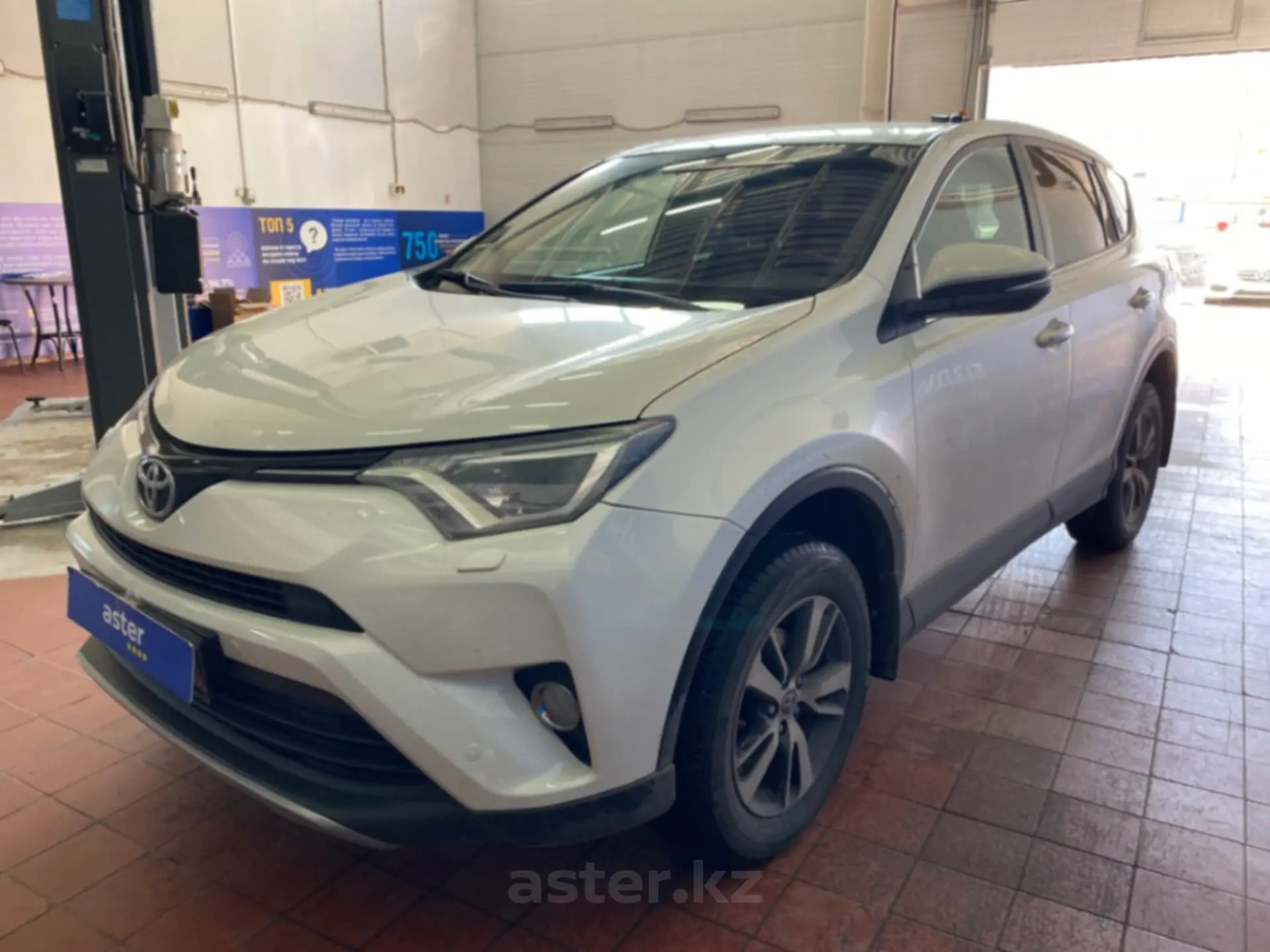 Toyota RAV4 2016