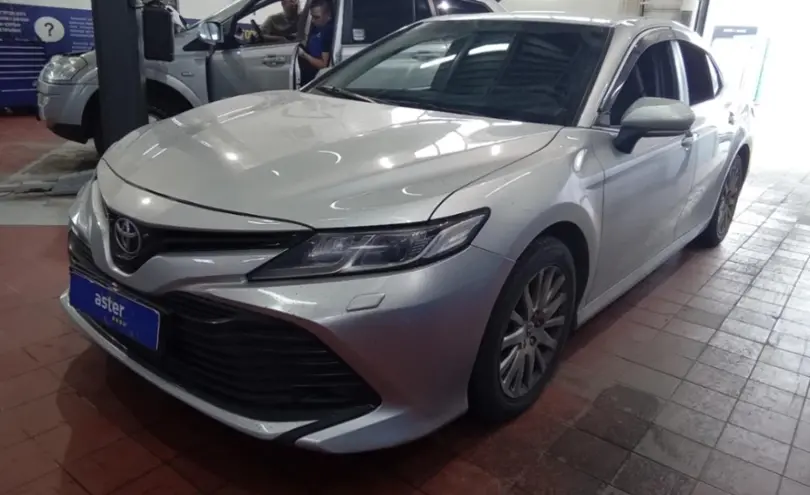 Toyota Camry 2018 года за 12 000 000 тг. в Астана