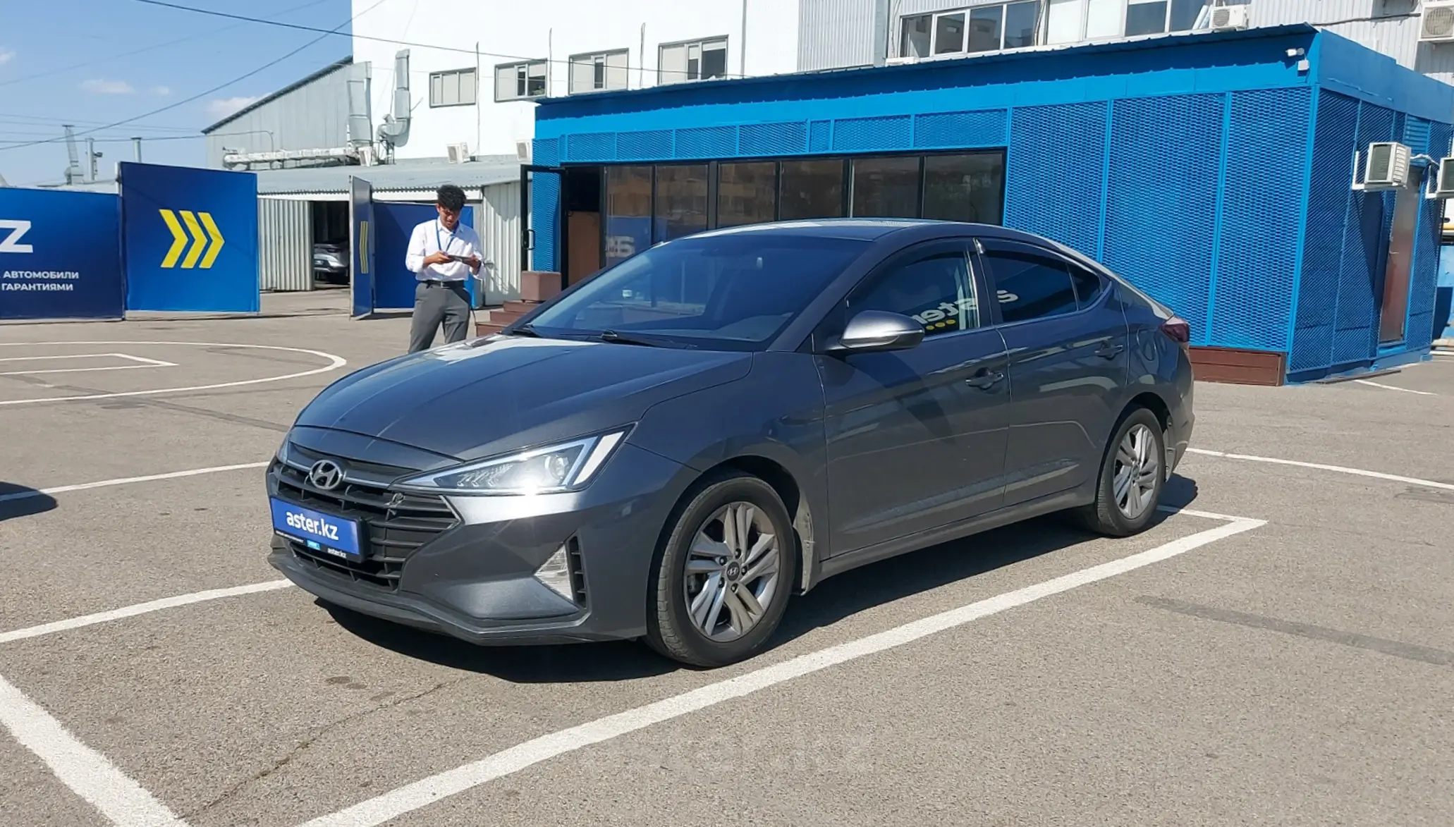 Hyundai Elantra 2019