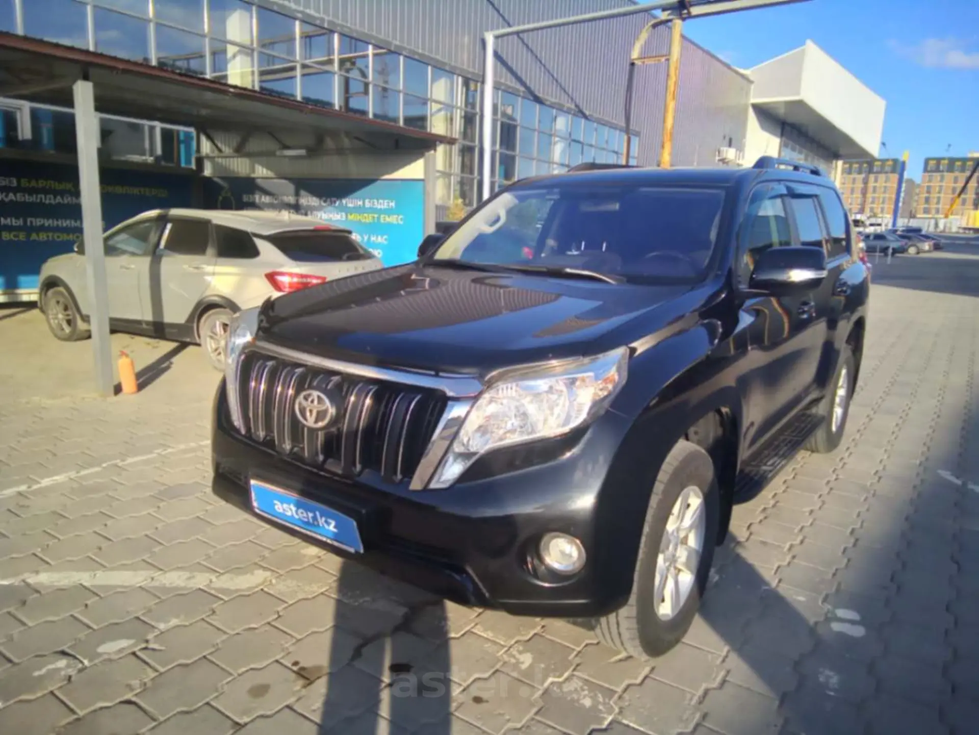 Toyota Land Cruiser Prado 2014