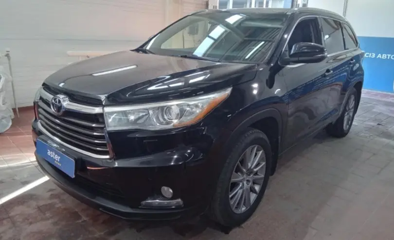 Toyota Highlander 2014 года за 18 000 000 тг. в Астана