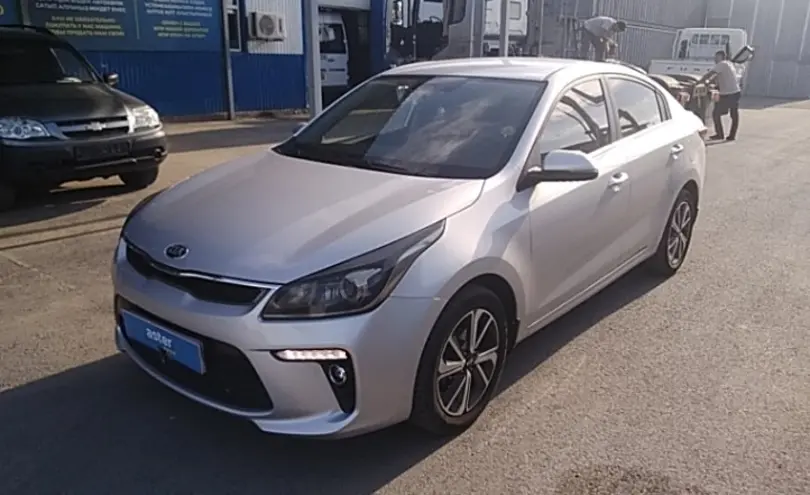 Kia Rio 2019 года за 8 500 000 тг. в Атырау