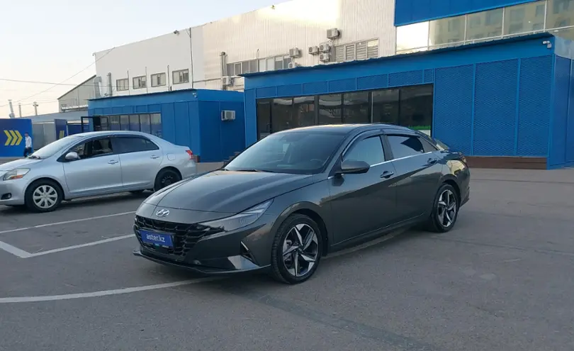 Hyundai Elantra 2022 года за 12 500 000 тг. в Алматы