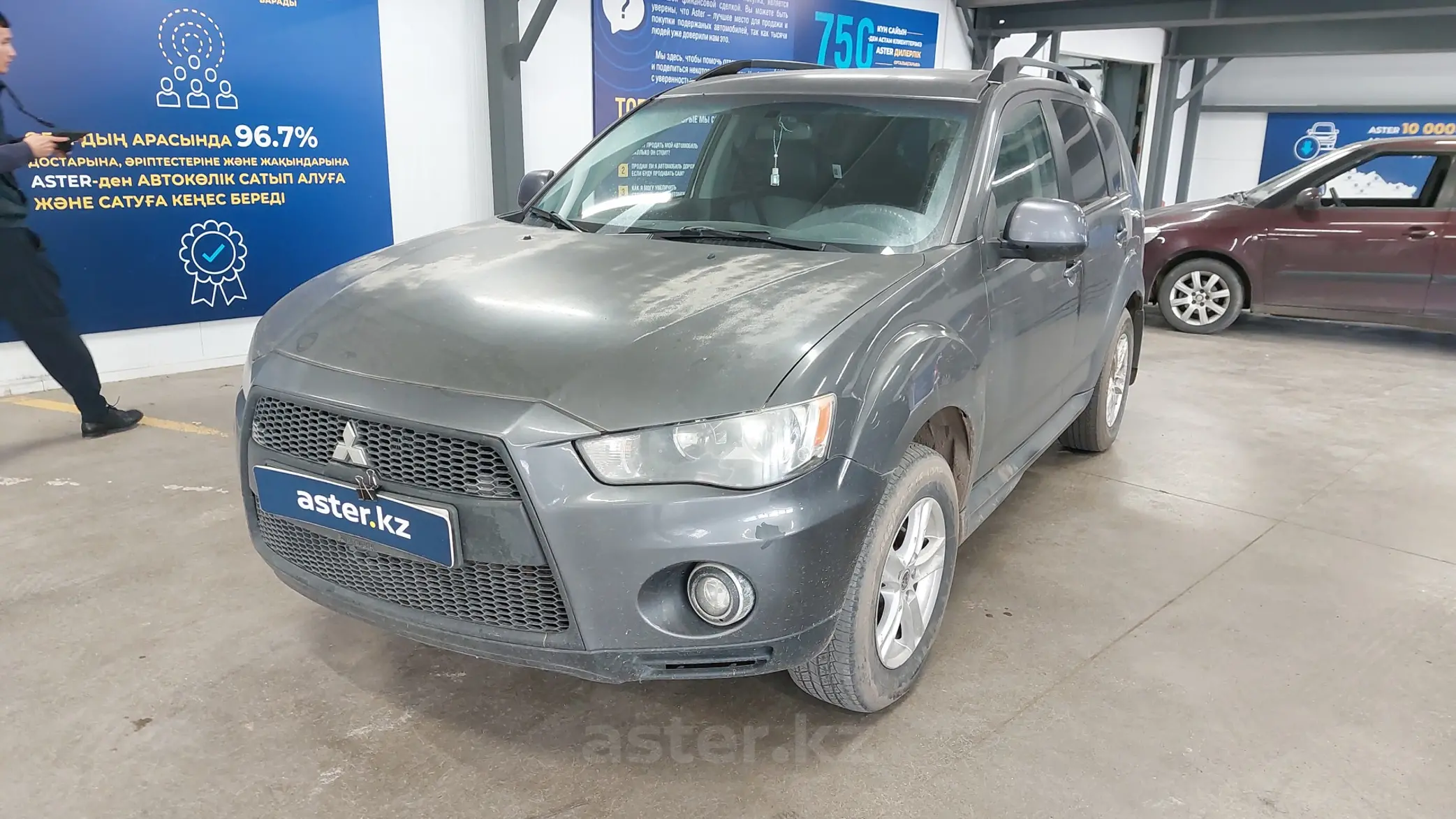 Mitsubishi Outlander 2011