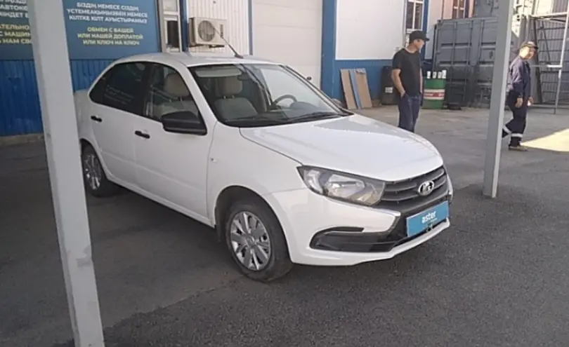 LADA (ВАЗ) Granta 2020 года за 3 500 000 тг. в Атырау фото 3