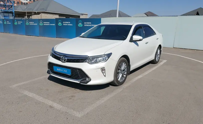 Toyota Camry 2018 года за 15 000 000 тг. в Шымкент