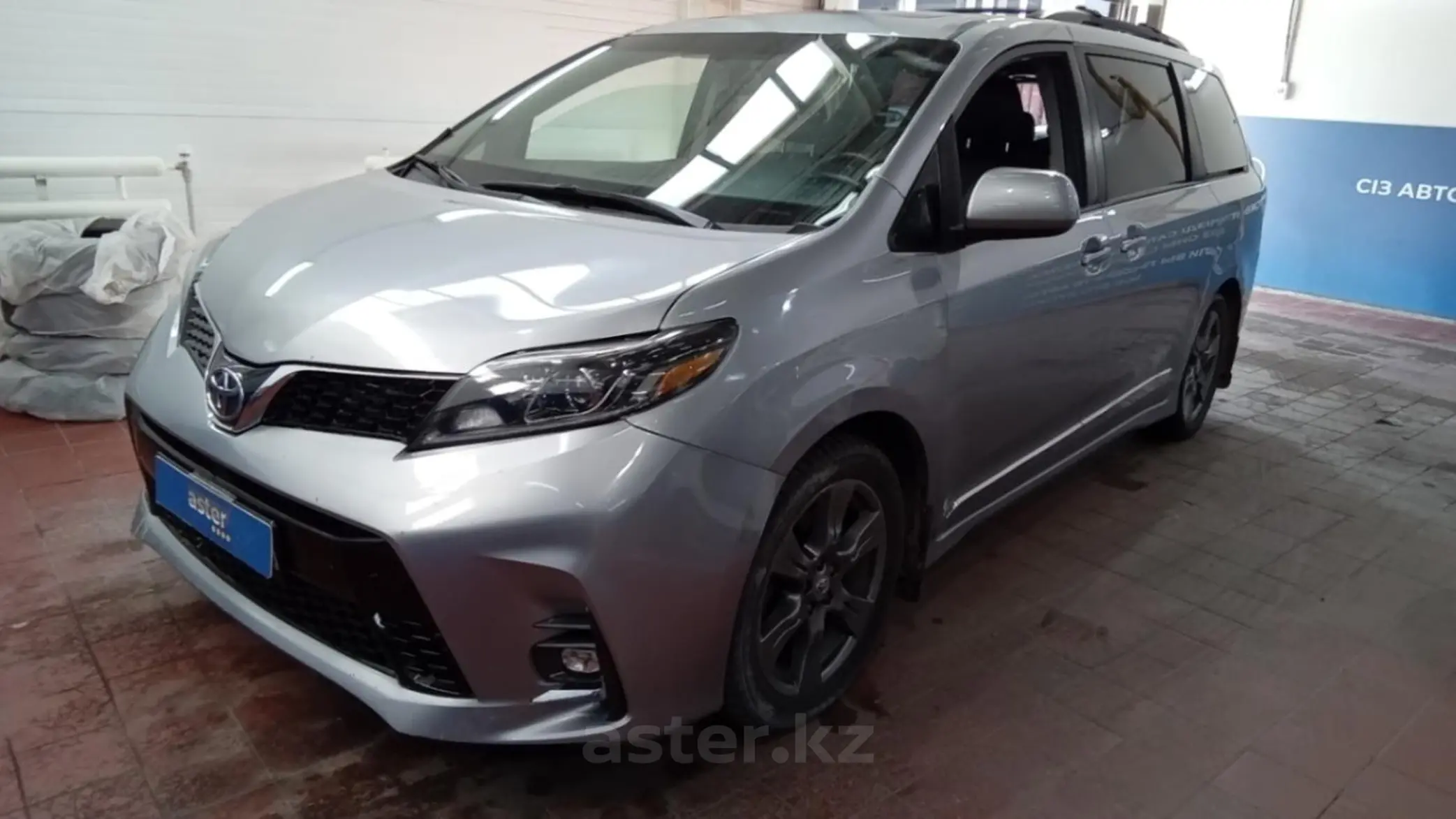 Toyota Sienna 2017