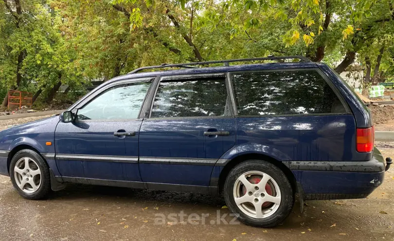 Volkswagen Passat 1993 года за 2 650 000 тг. в Астана