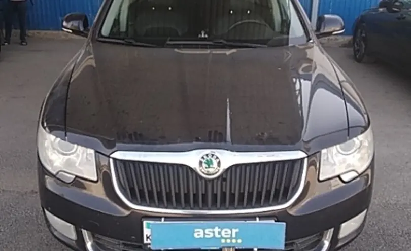 Skoda Superb 2013 года за 4 000 000 тг. в Атырау фото 2