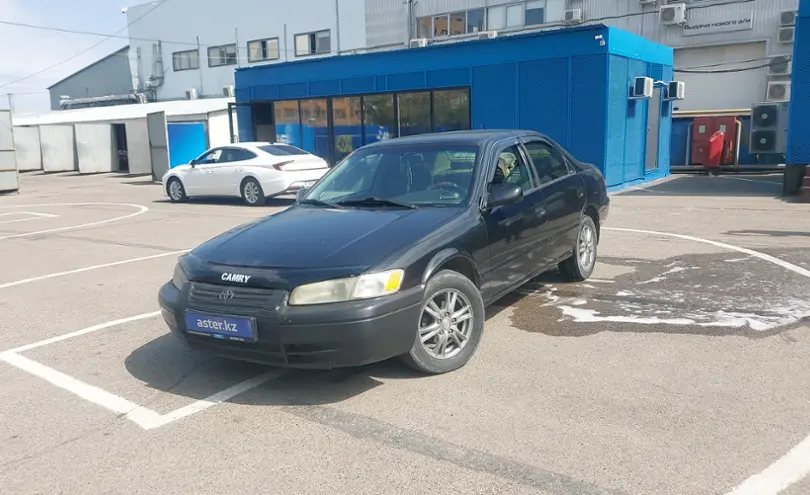 Toyota Camry 1998 года за 3 000 000 тг. в Алматы