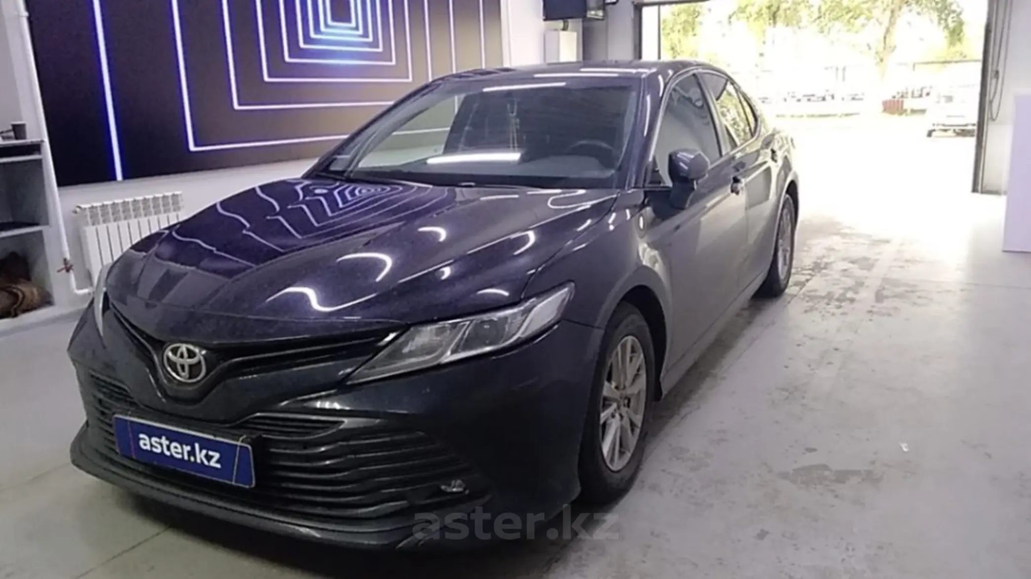 Toyota Camry 2019