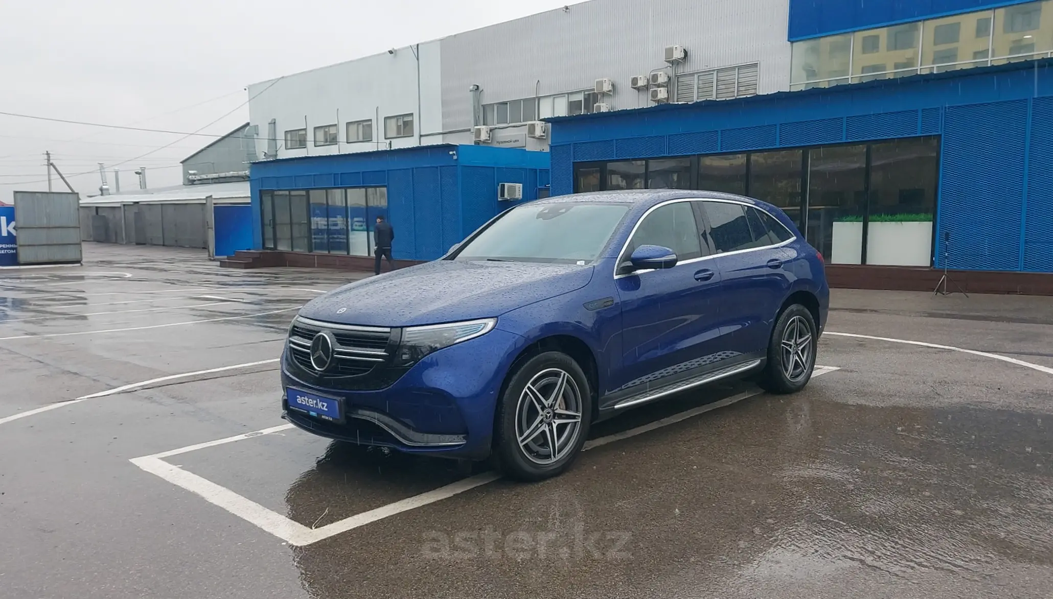 Mercedes-Benz EQC 2021